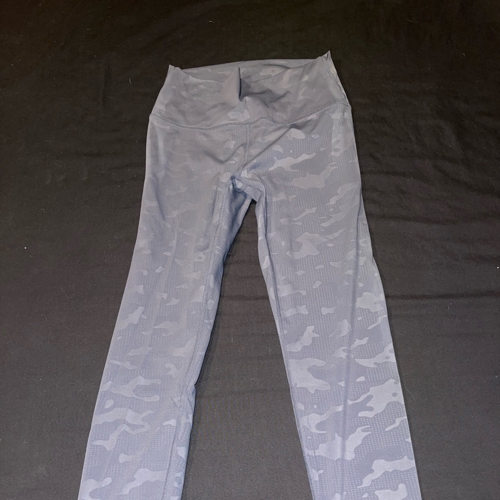 Zyia capris